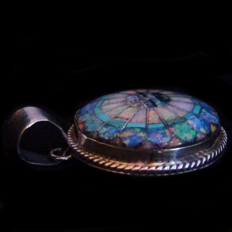 Pendentif Dieu Soleil Zuni en Argent 925 et Opale