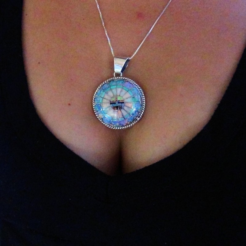 Pendentif Dieu Soleil Zuni en Argent 925 et Opale