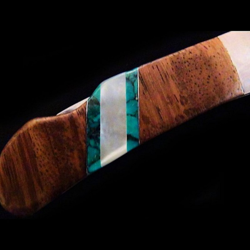 Cuchillo plegable Manija Acacia Nácar