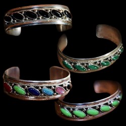 Bracciale Navajo 7 cabochon ovali, scelta di colori