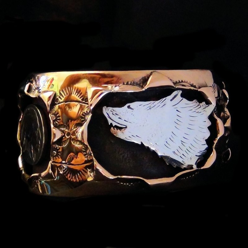Amerindian Wolf Armband aus Kupfer und 925 Silver Shadow Box