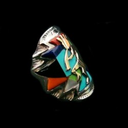 Anillo Kokopelli en plata de Ley con fondo multicolor Joyería nativa americana 