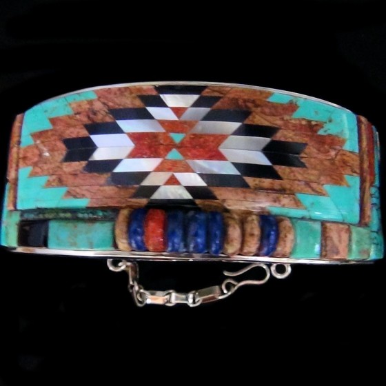 Bracciale con rivestimento...