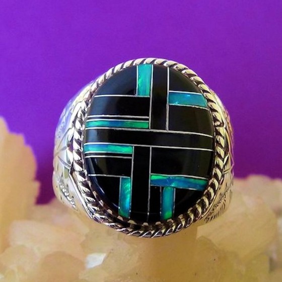 Oval Ring in Silver, Zuni,...