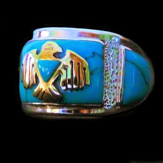 Anello con sigillo Thunderbird in argento, colore di sfondo a scelta