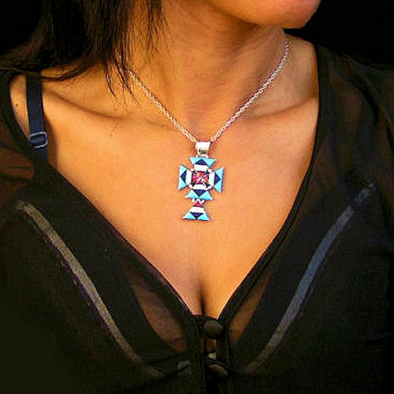 Navajo-kruishanger, Lapis Lazuli, turkoois, koraalrood