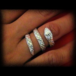 BAGUE SERPENT EN ARGENT