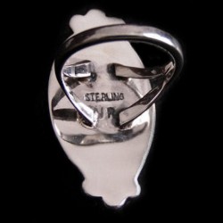 SPINY OYSTER UND KORALLE RING