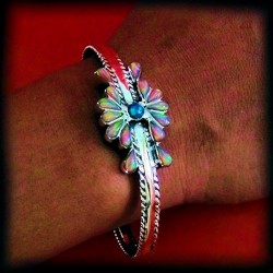OPAL BLUME ARMREIF