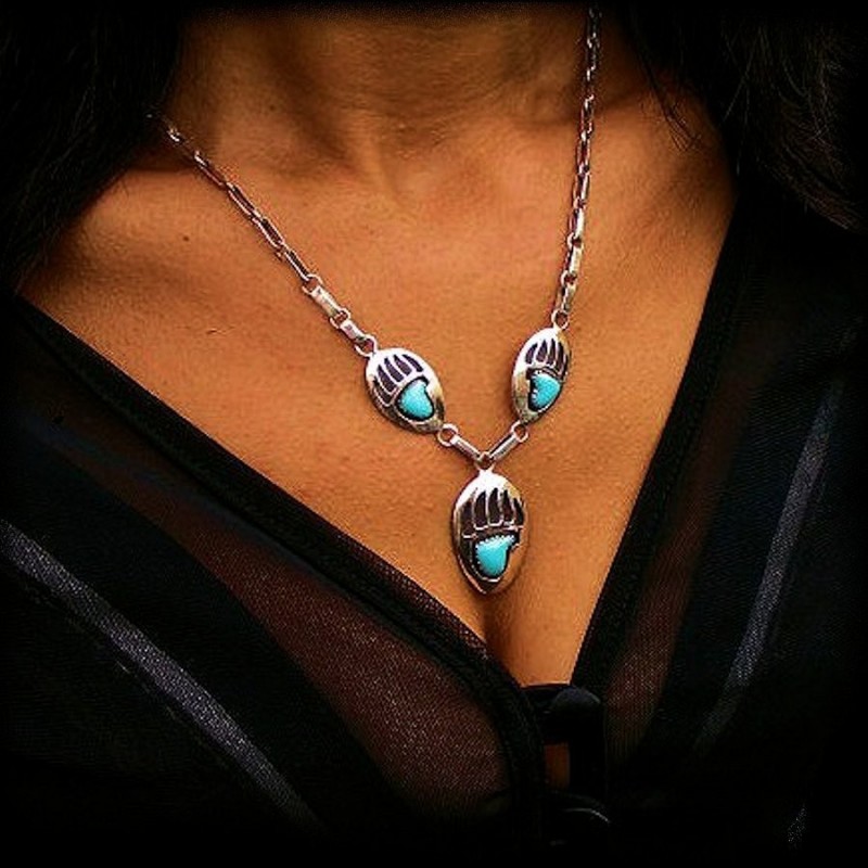 BEAR PAW NECKLACE