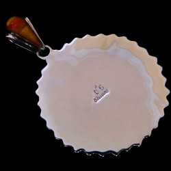 HOWLING WOLF PENDANT