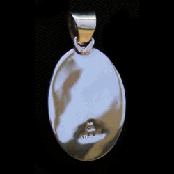 PENDENTIF OVALE UNIVERSE