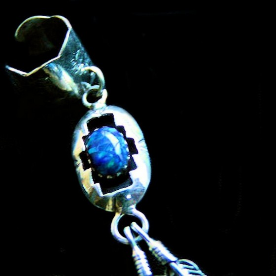 SHADOW BOX UND FEDERN SILBER OHRRINGE