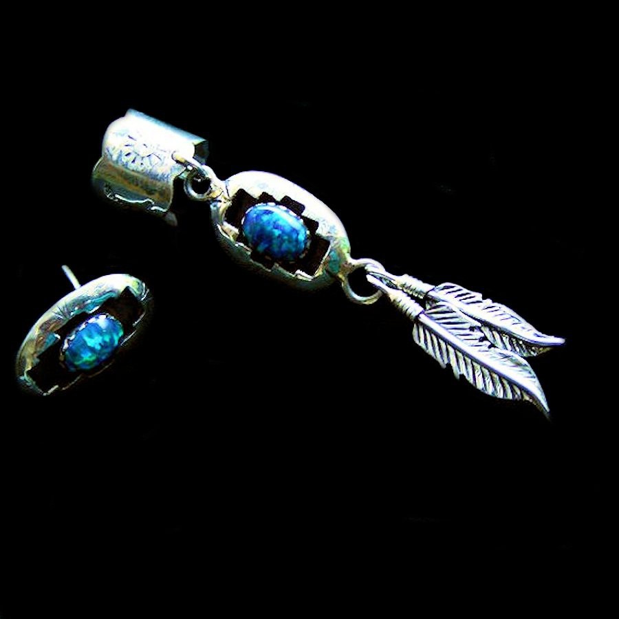 SHADOW BOX UND FEDERN SILBER OHRRINGE