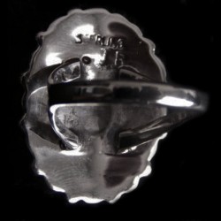 BAGUE FLEUR EN ARGENT ET PIERRE