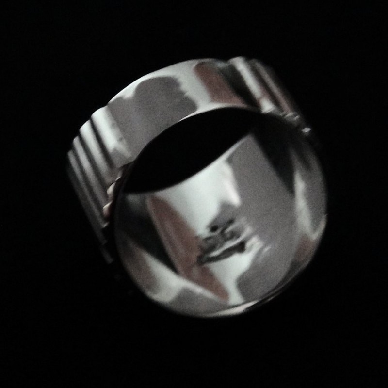 NAVAJO DESIGN SILVER RING