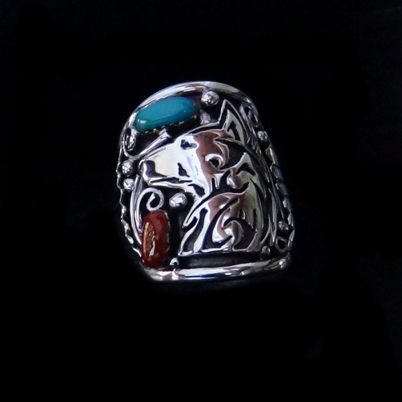 BAGUE TÊTE DE LOUP EN ARGENT ET PIERRES 