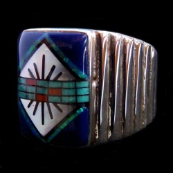 NAVAJO DESIGN SILVER RING