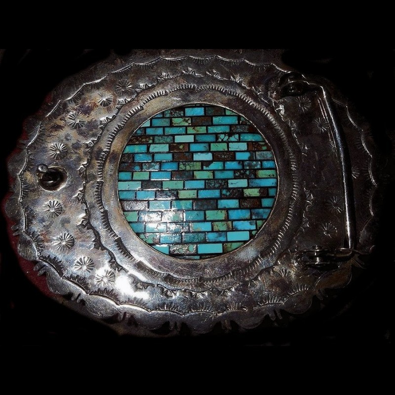 BOUCLE DE CEINTURE ZUNI EN ARGENT KASHINA PUEBLO