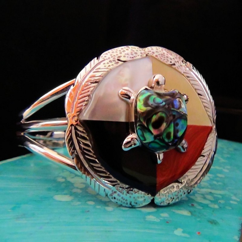 MEDICINE WHEEL & ANIMAL BRACELET