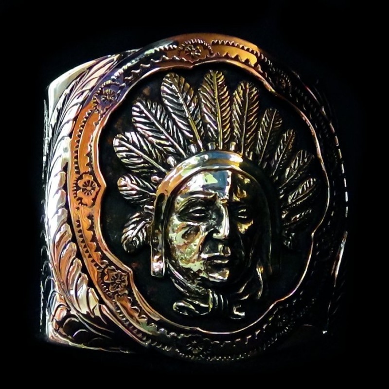 BACELET VINTAGE EN CUIVRE ET BRONZE CHEF INDIEN