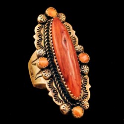 SPINY OYSTER SHELL RING