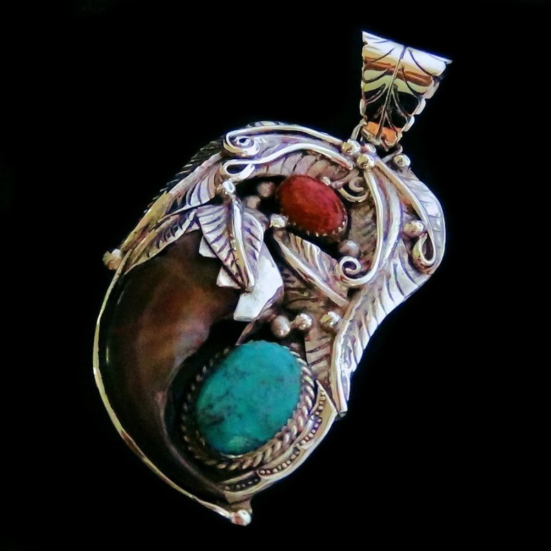 PENDENTIF GRIFFE D'OURS