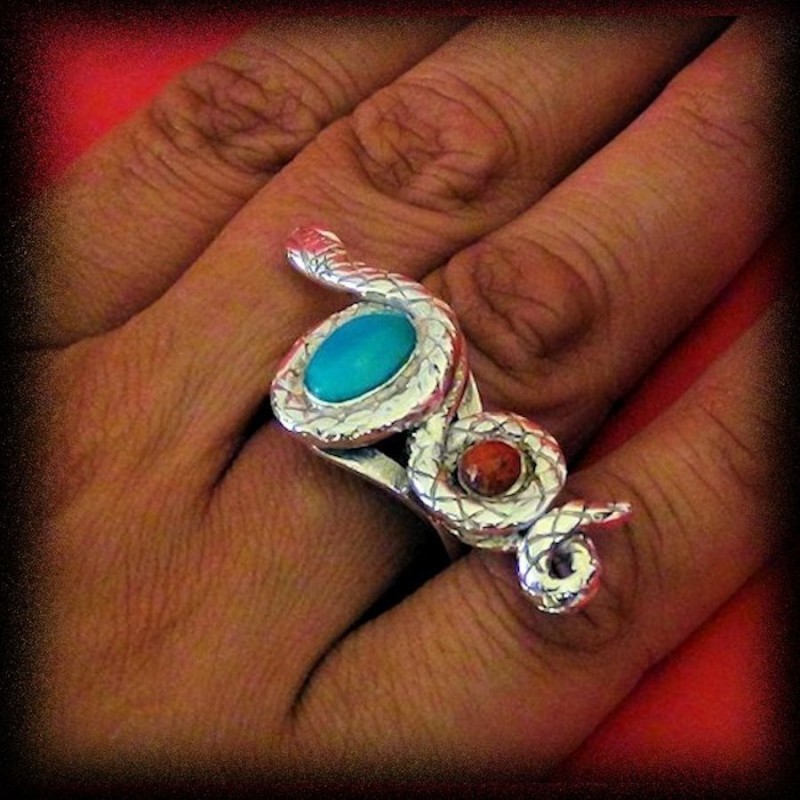 BAGUE SERPENT OPALE ET TURQUOISE