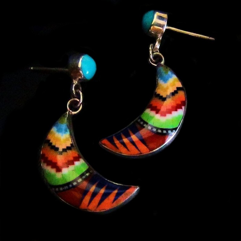 CRESCENT MOON ZUNI INLAY SILVER EARRINGS